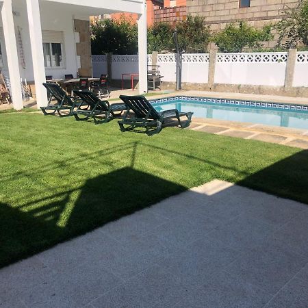 Villa Casa con Piscina cerca de la playa Baiona Exterior foto