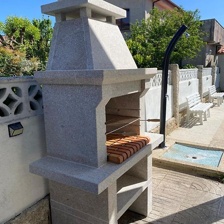 Villa Casa con Piscina cerca de la playa Baiona Exterior foto